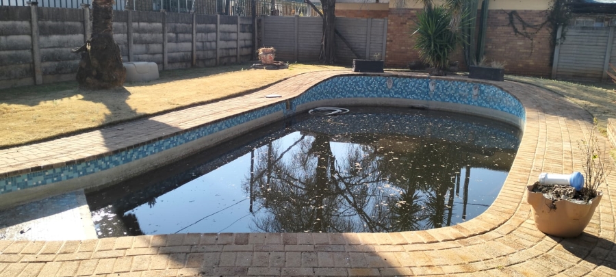 3 Bedroom Property for Sale in Stilfontein Ext 4 North West